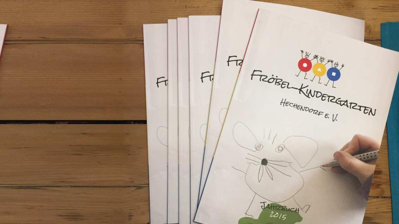 Fröbel-Jahrbuch